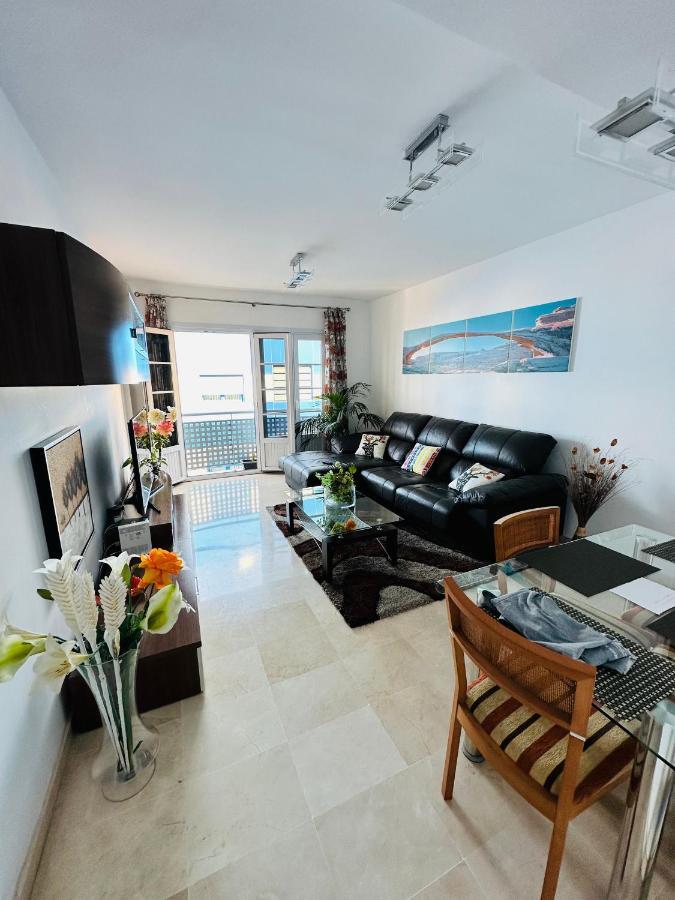 Elena Is A Comfortable And Well Located Flat Las Palmas Buitenkant foto